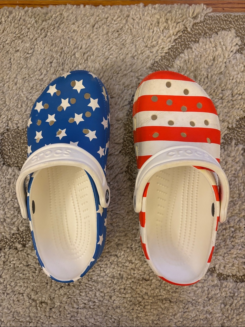 CROCS Patriotic Stars & Stripes Clogs in Blue, Red and White